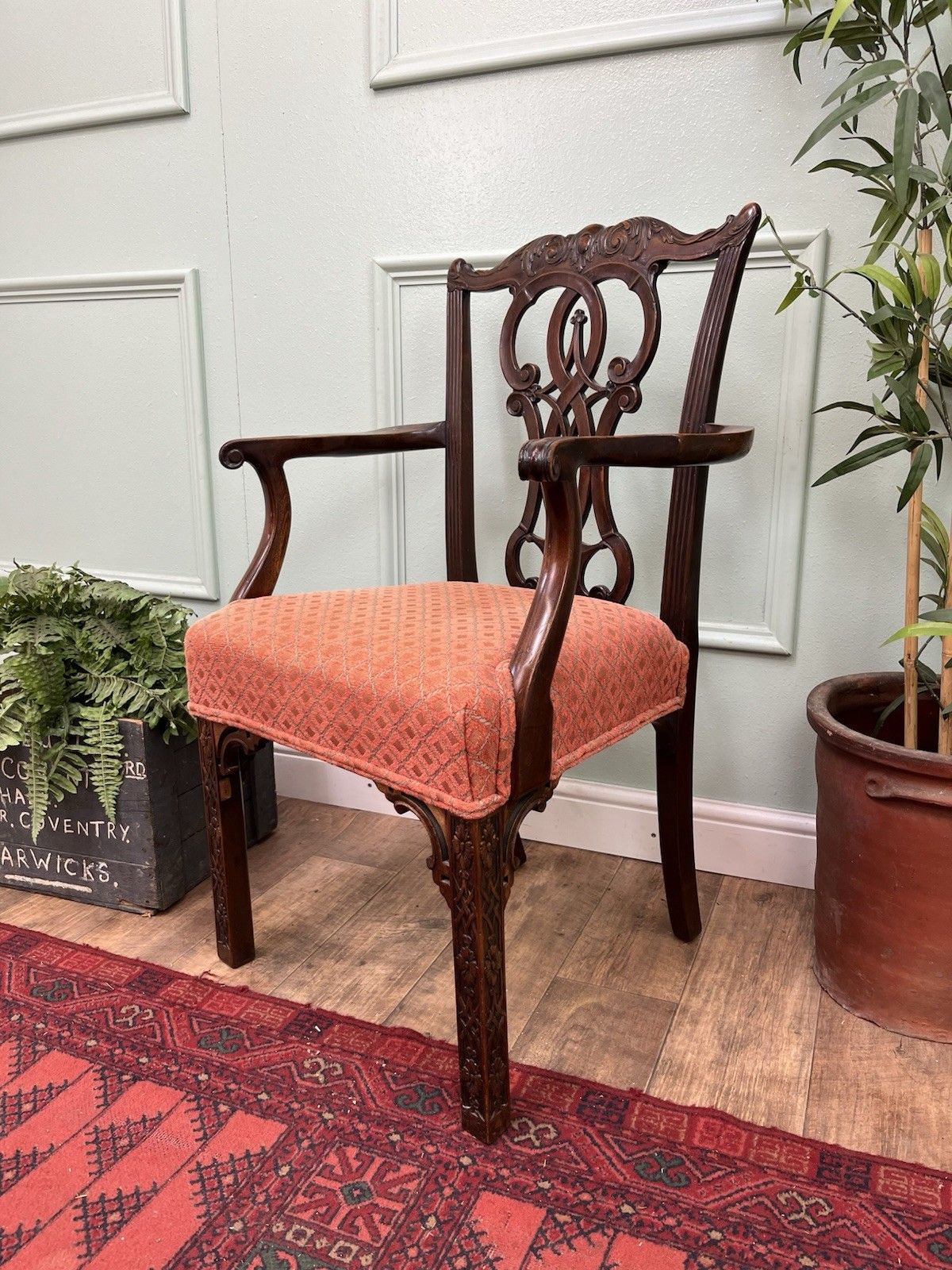 Superior Quality Antique Solid Mahogany Chippendale Style Carved Dining Chair photo furniture