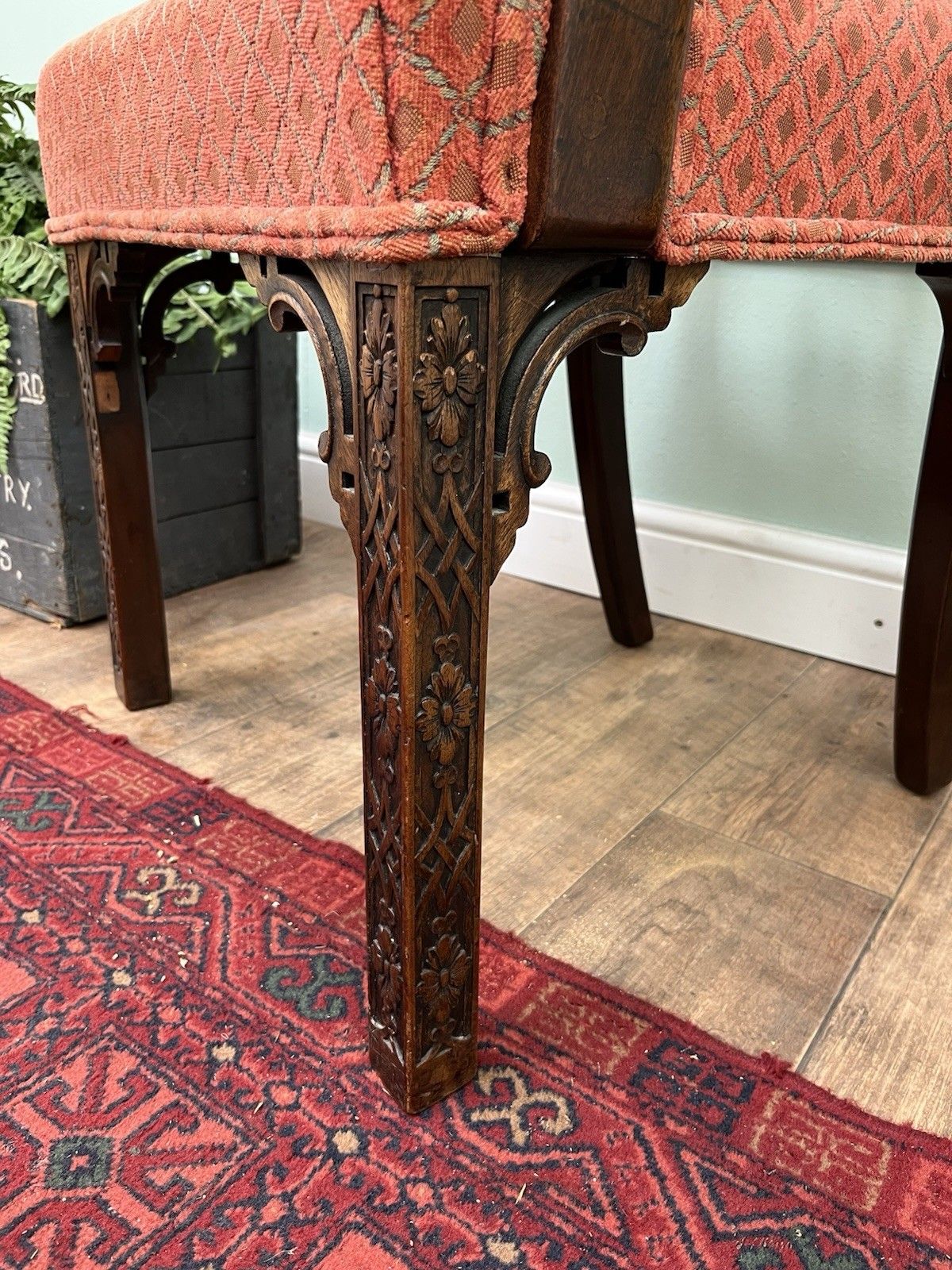 Superior Quality Antique Solid Mahogany Chippendale Style Carved Dining Chair photo Furniture