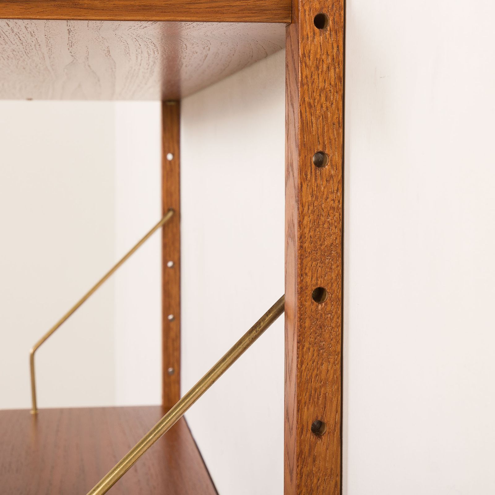 photo vinterior Danish Teak Shelving Unt With A Desk In The Style Of Poul Cadovius, 1960s