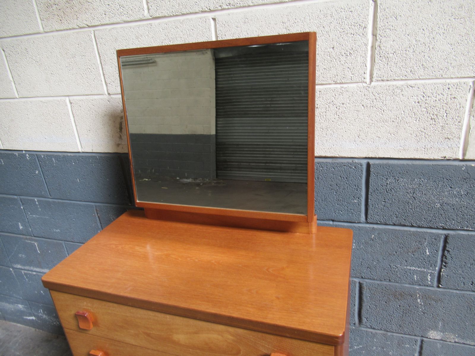 A   Teak    Five Drawer  Dressing Table photo Furniture