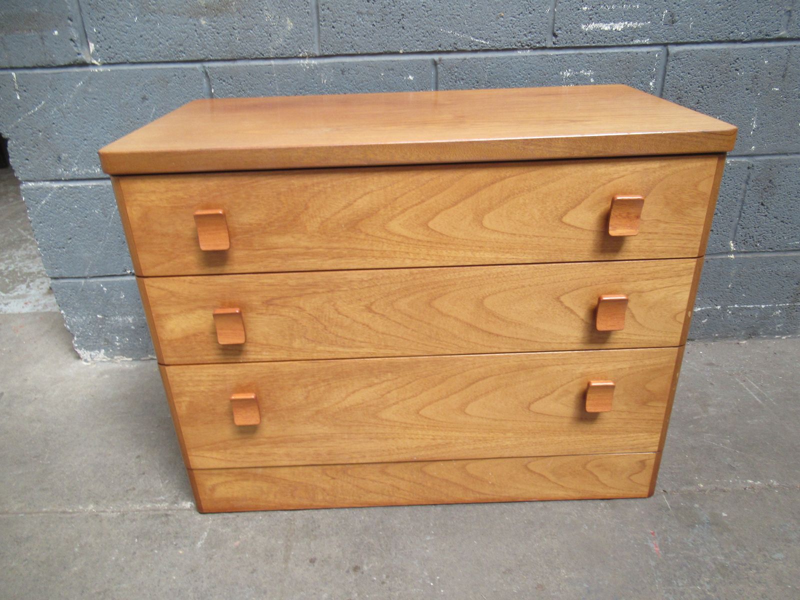 photo furniture A  Teak    Three Drawer Chest 1970s/ 80