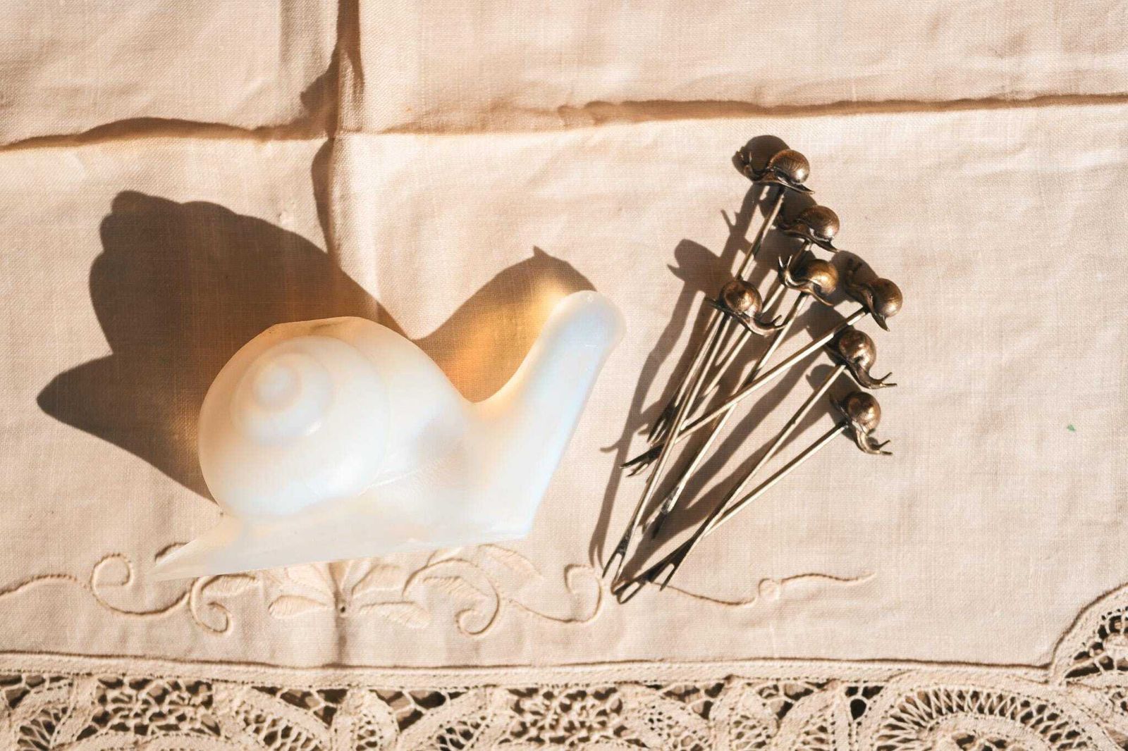 Art Deco Opalescent Glass Snail Cocktail Pick Holder | 7 Snail Picks | Sabino Style | French 1920s 30s photo vinterior