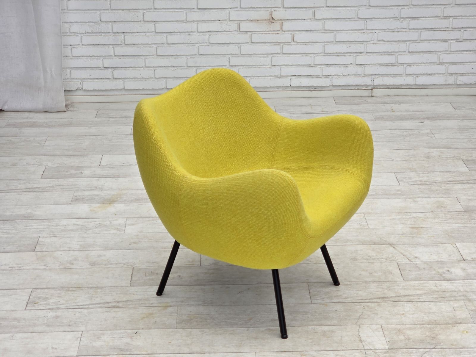 Ca. Jaren 1960, Socialist Realism Ontwerp Van Roman Modzelewski, Model Rm58. photo furniture