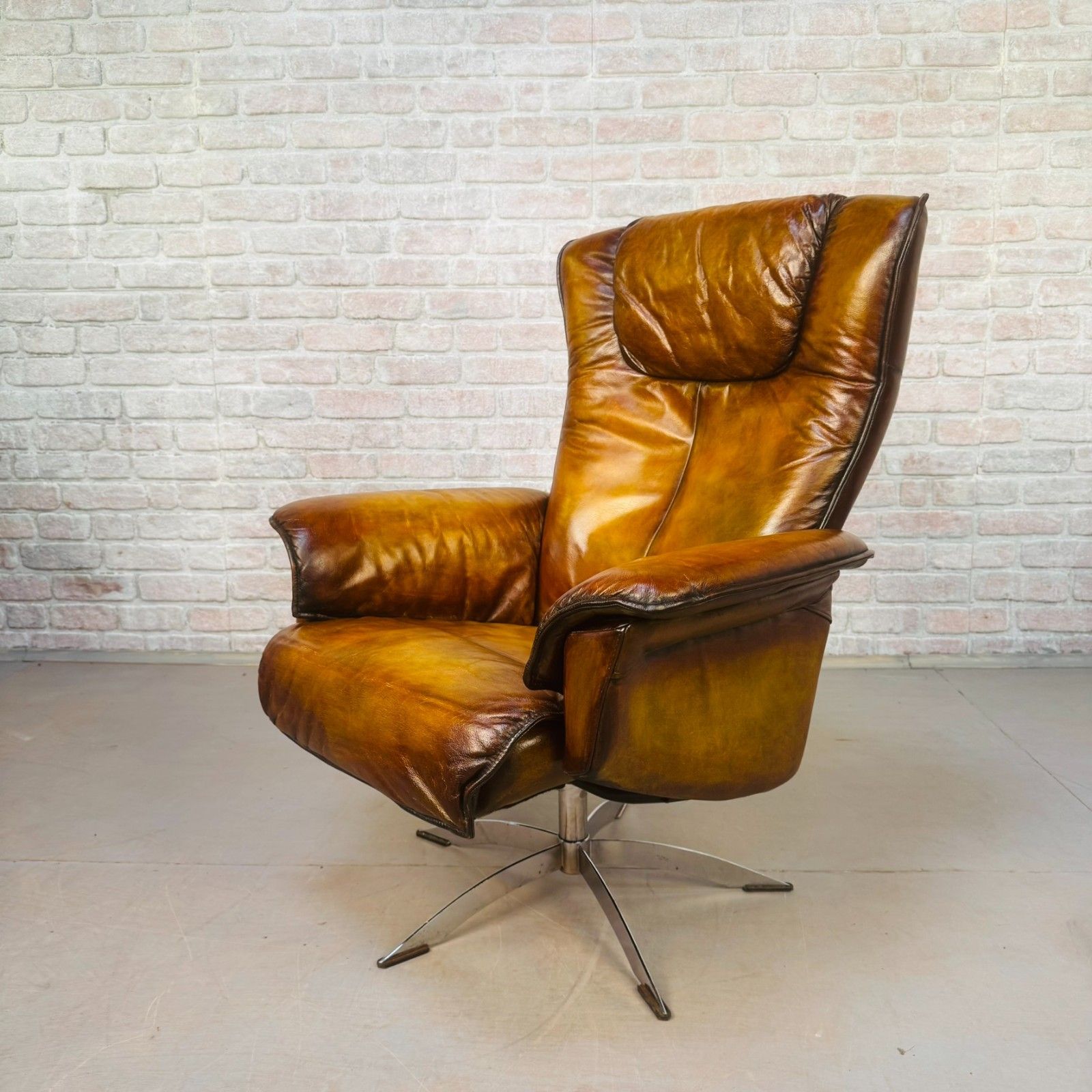 photo for sale Vintage Danish Hort Knudsen Tan Leather Swivel Reclining Chair