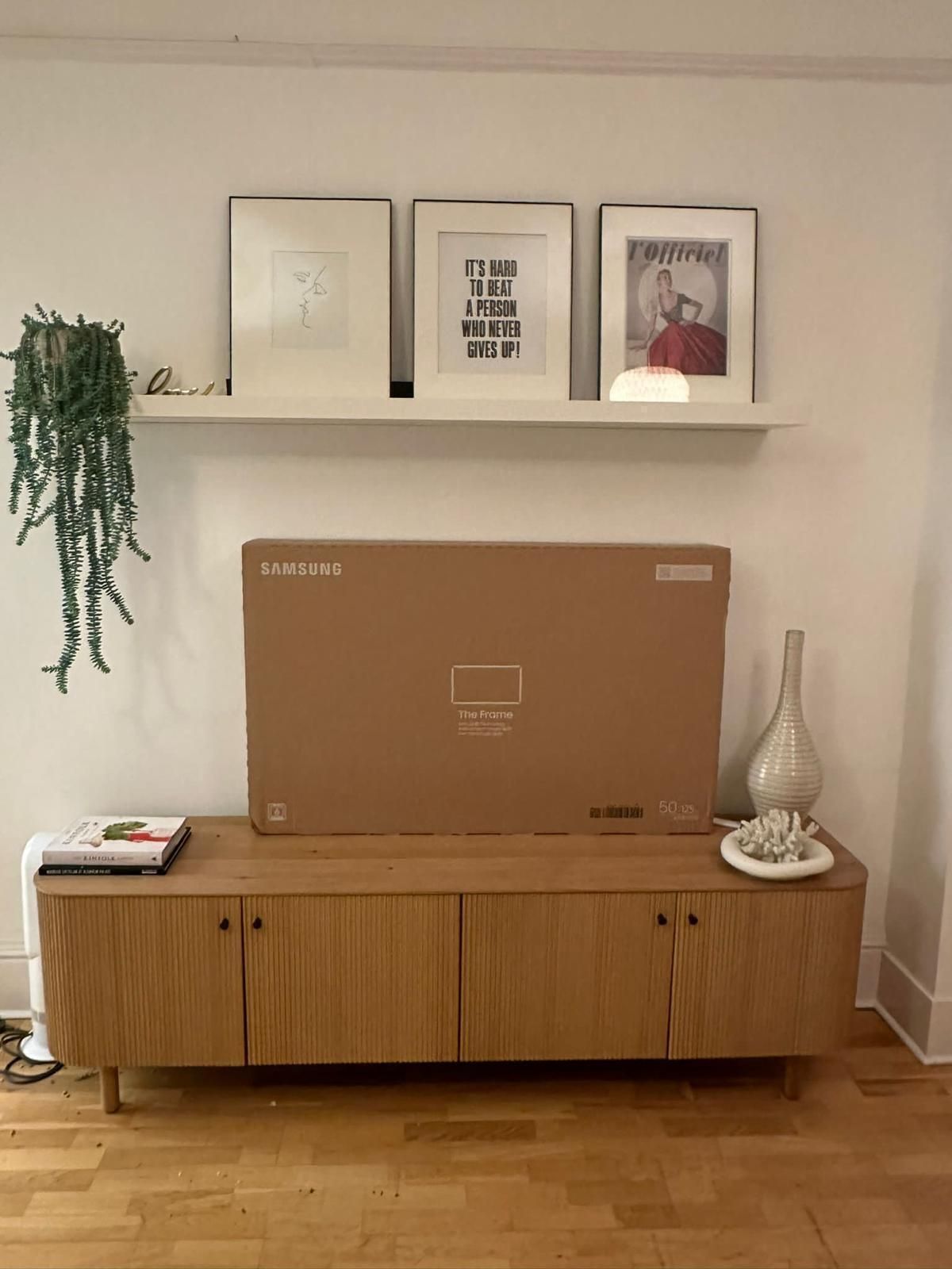 West Elm Ellington Media Console / Tv Unit – 203cm | Oak | Great Condition photo furniture