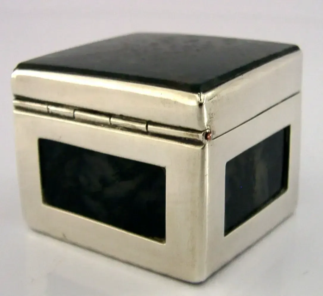 Boîte indienne en argent massif et agate mousse, vers 1920, d'époque, 78 g photo 150.0