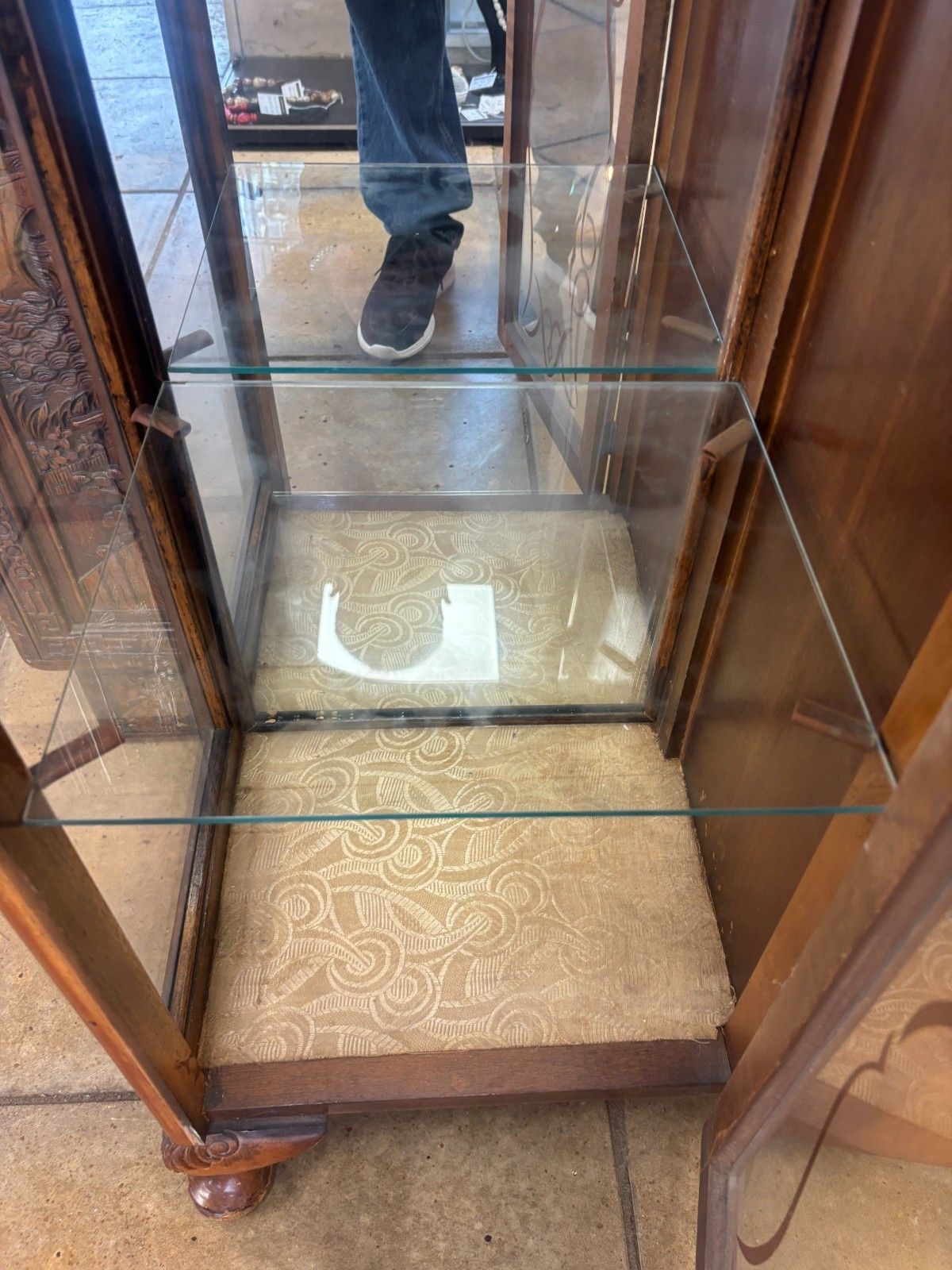 photo vinterior 1950's Walnut Veneered Art Deco Style Side By Side Display Cabinet As Found