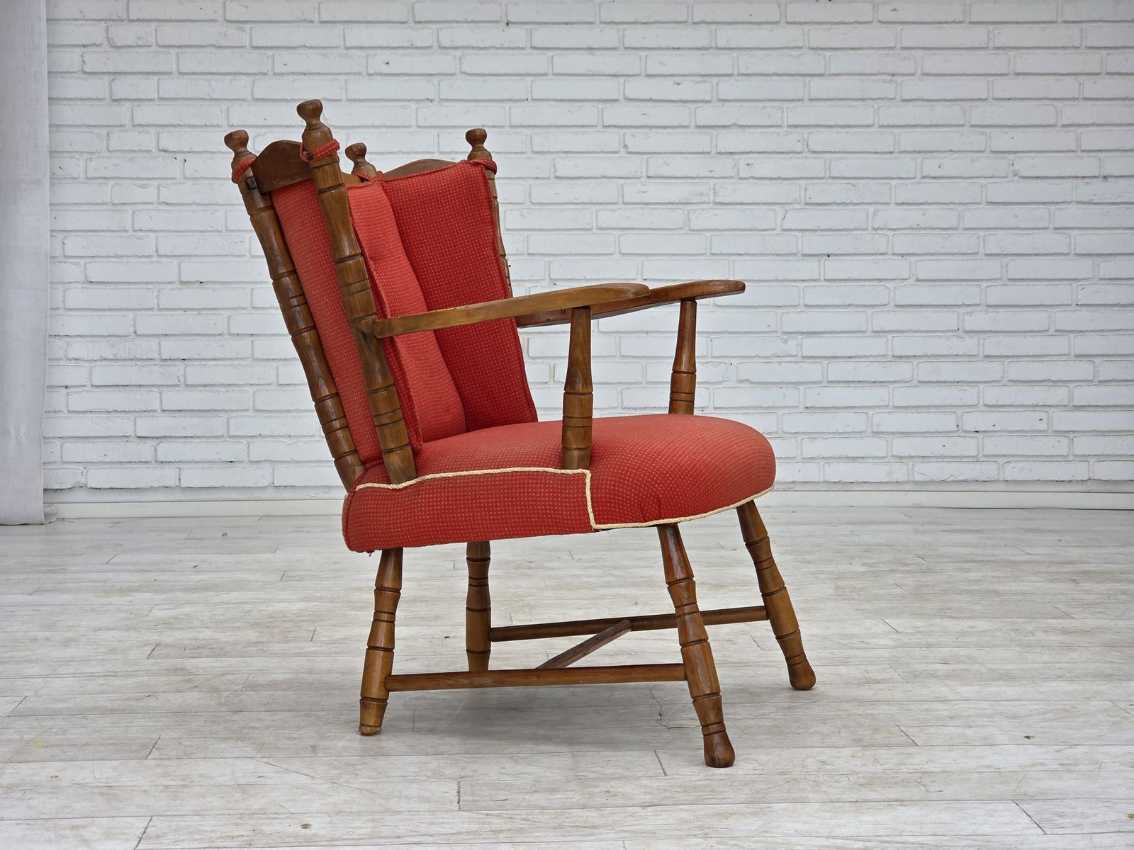 photo furniture 1960s, Scandinavian Armchair, Red Furniture Wool, Beech Wood.
