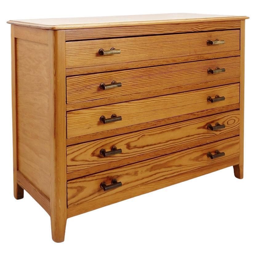 Vintage 5 Drawer Chest Of Drawers With Brass Handles