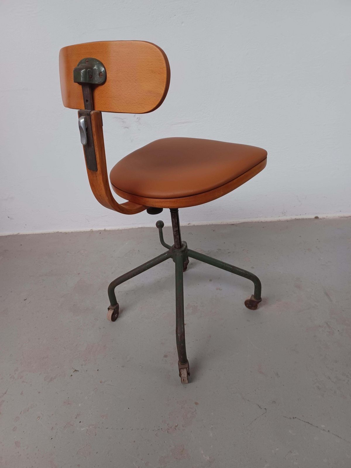 1940´S Fritz Hansen Restored Office /  Workshop Chair Reupholstered In Leather photo buy