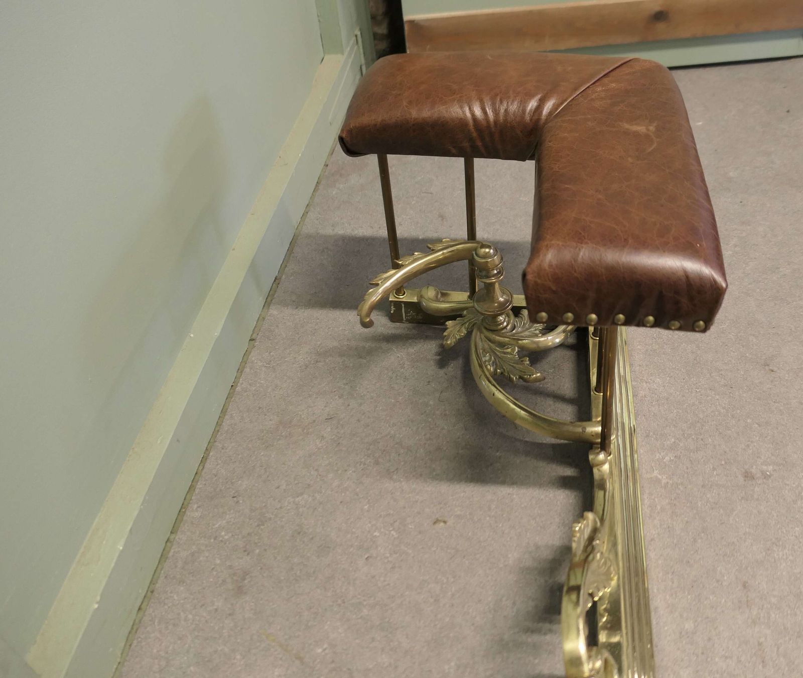 Art Nouveau Brass Club Fender, Fireside Bench The Fender Is Made In Brass photo 2700.0