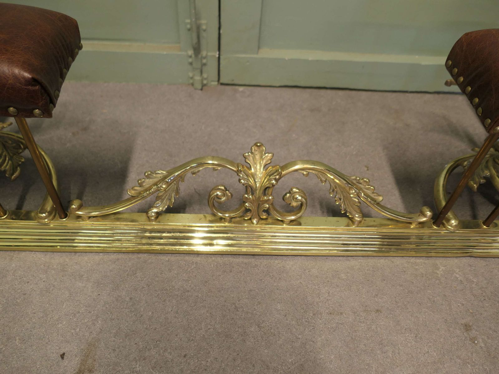 Art Nouveau Brass Club Fender, Fireside Bench The Fender Is Made In Brass photo vinterior