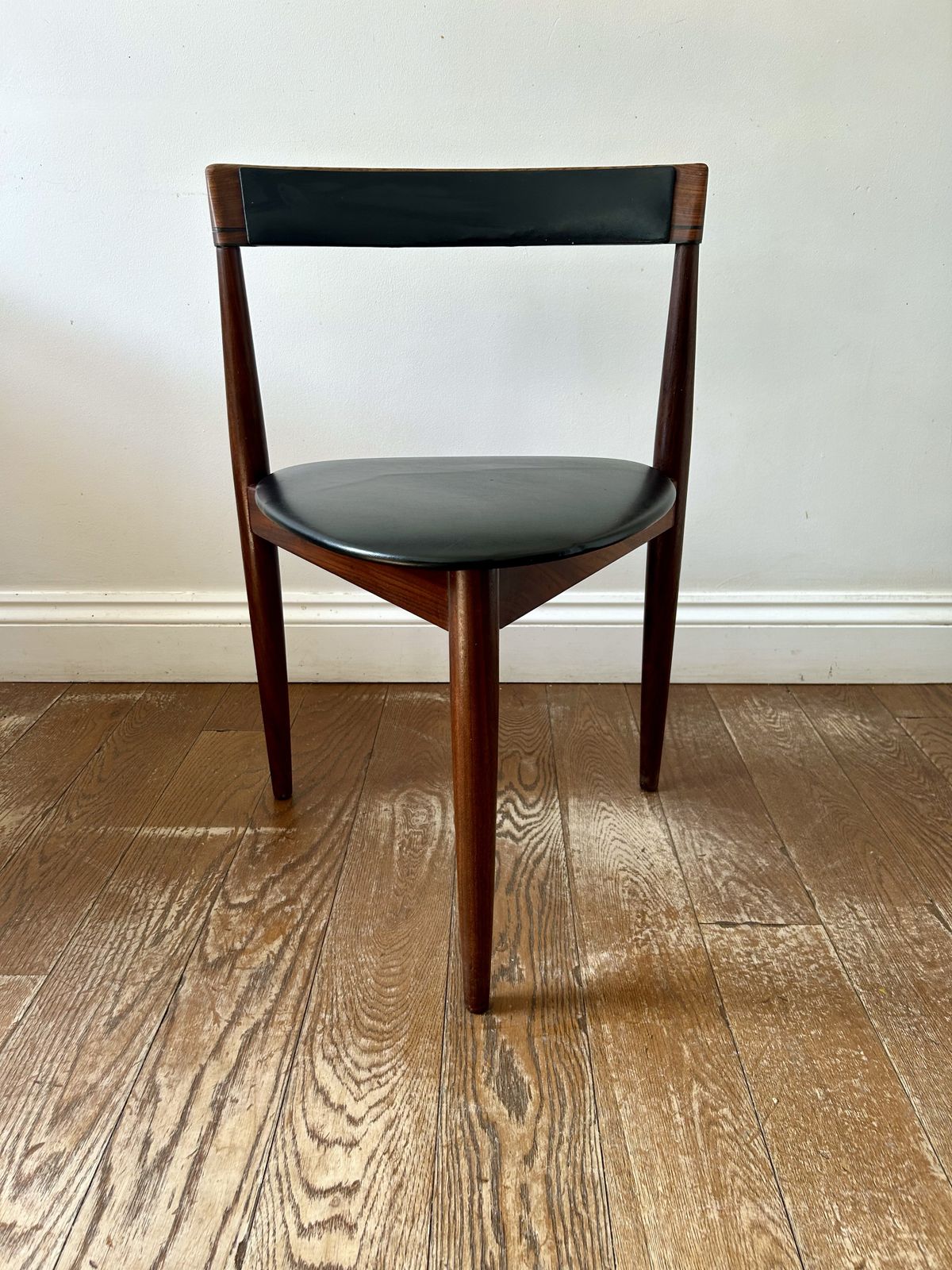 4 Vintage Mid Century Hans Olsen Chairs By Frem Rojle, Denmark photo furniture