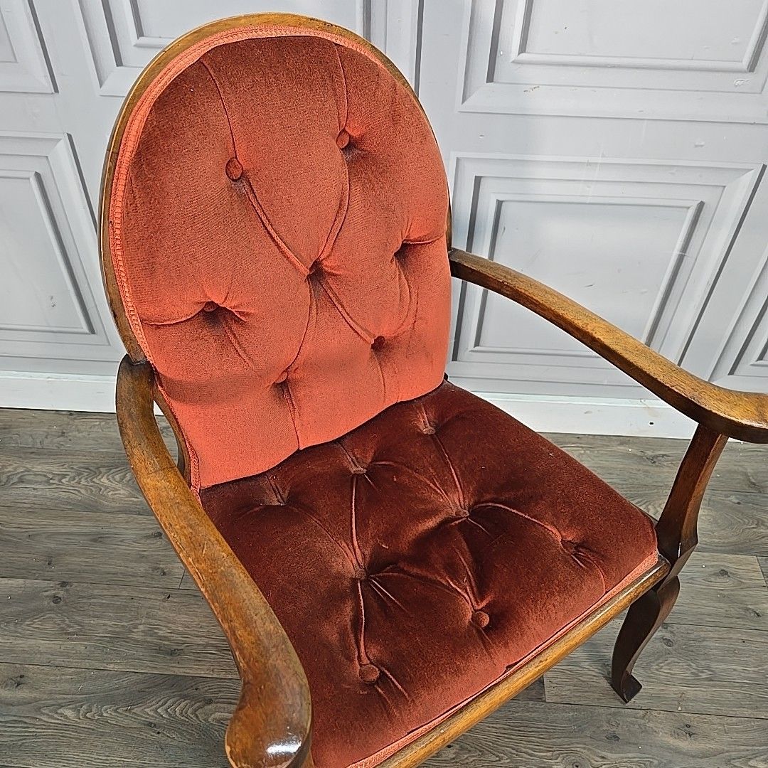 Vintage Armchair – Solid Wood – Velvet Buttoned Back Chair Seat Antique Style photo for sale