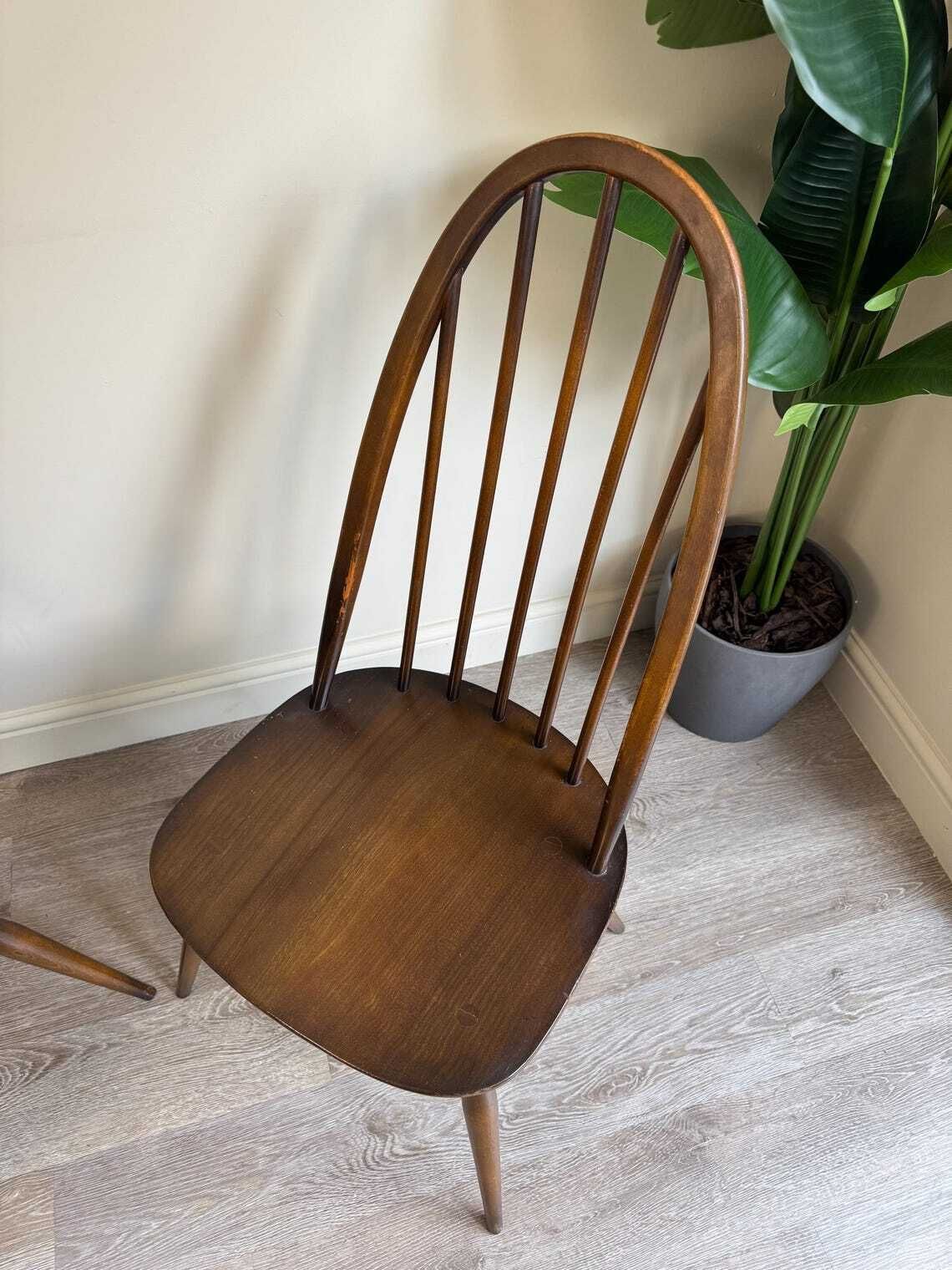 Set Of Four Ercol Windsor Quaker Dining Chairs Golden Dawn Finish Stick Back Solid Wood Chairs photo buy