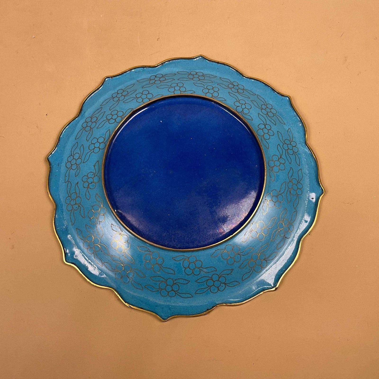 photo furniture Vintage Chinese Cloisonne Plate Floral Bird Enamel Scalloped Edge Dish Oriental Decorative Charger Display Decor Blue Green