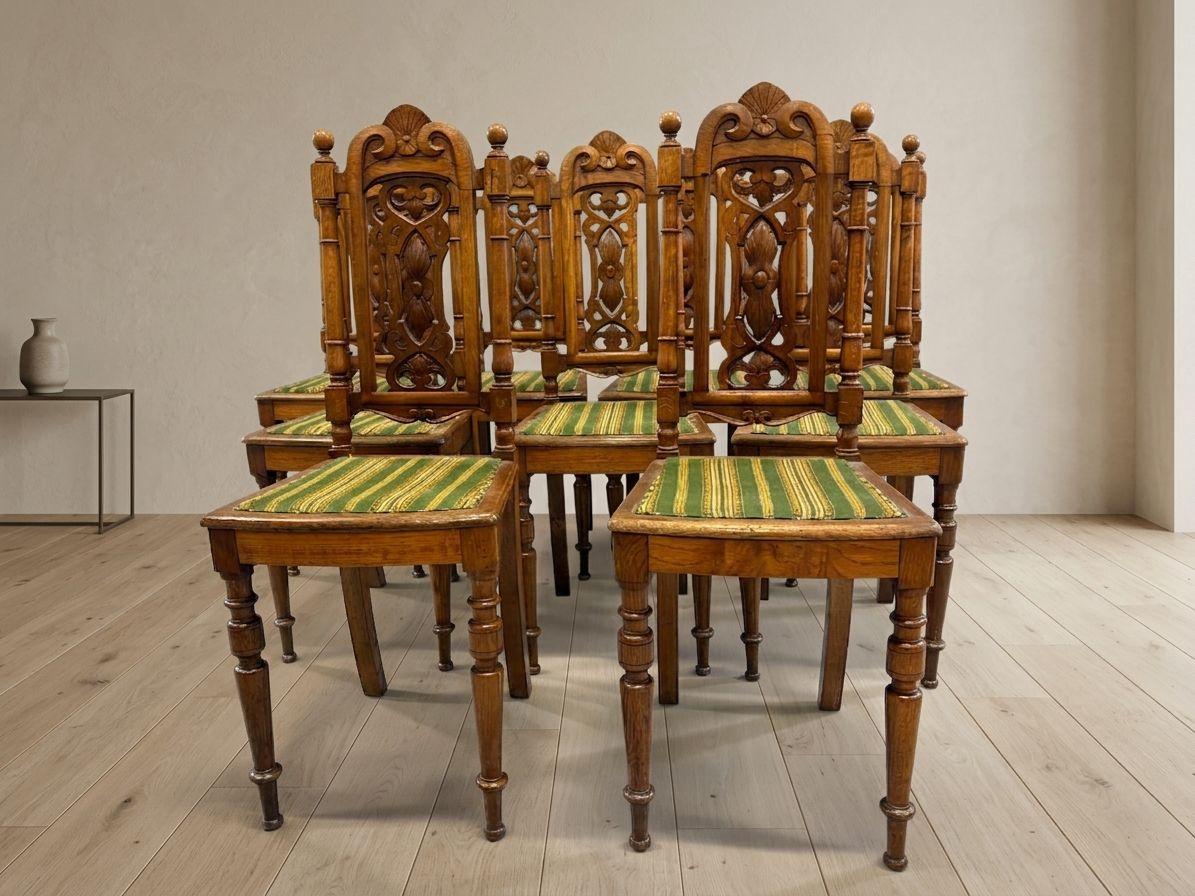 Set Of 9 Renaissance Revival Dining Chairs, Carved Wood, Czechoslovakia, Early 20th Century photo vinterior