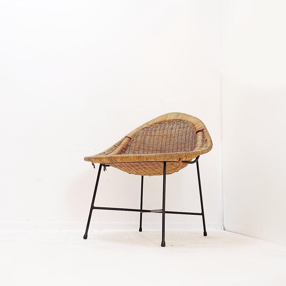 Lilla Kraal Lounge Chair By Kerstin Horlin Holmquist / Nordiska Kompaniet 1950s photo for sale