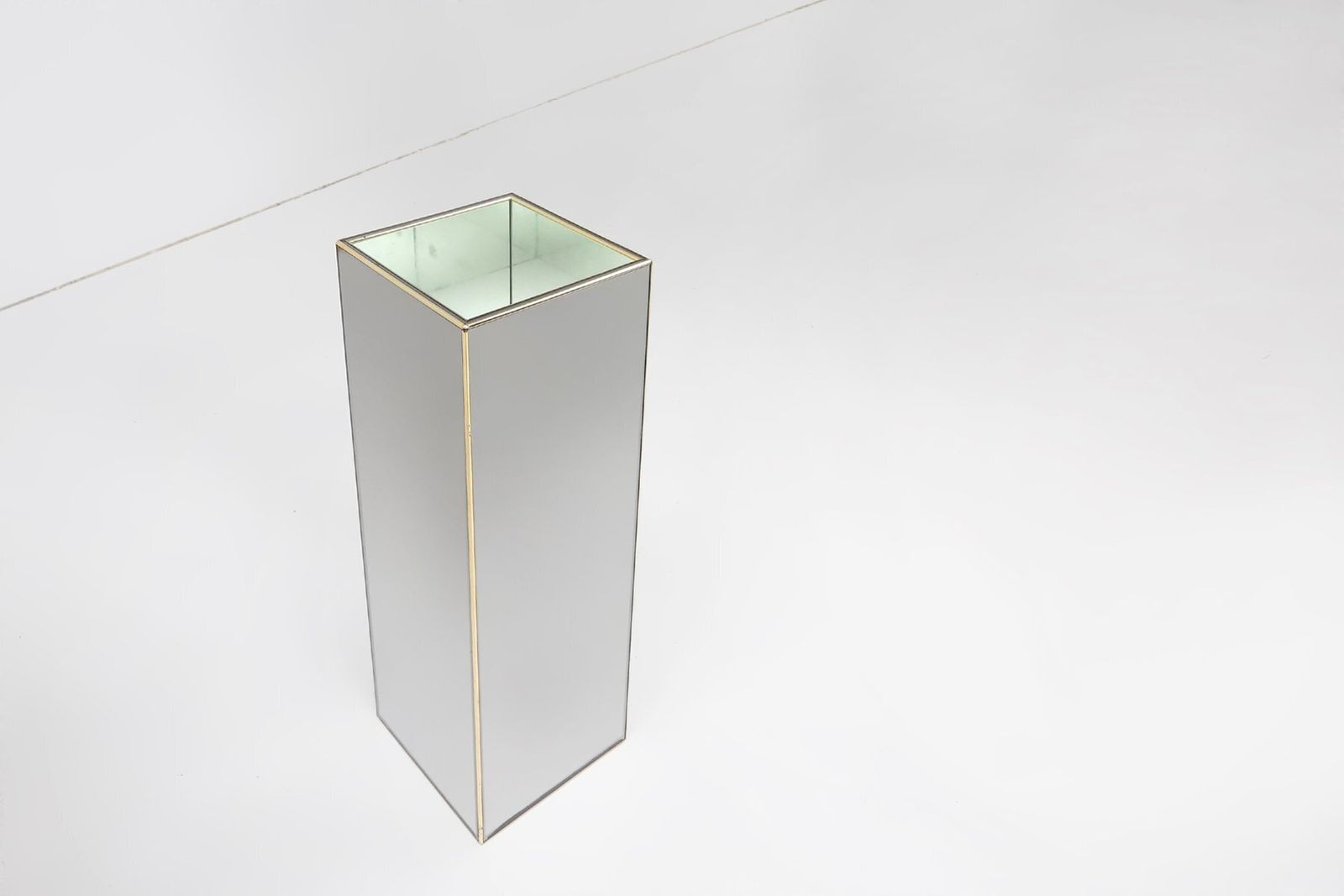 Mid‑Century Mirrored Plant Stand From Deknudt, Belgium, 1980s photo Home Decor