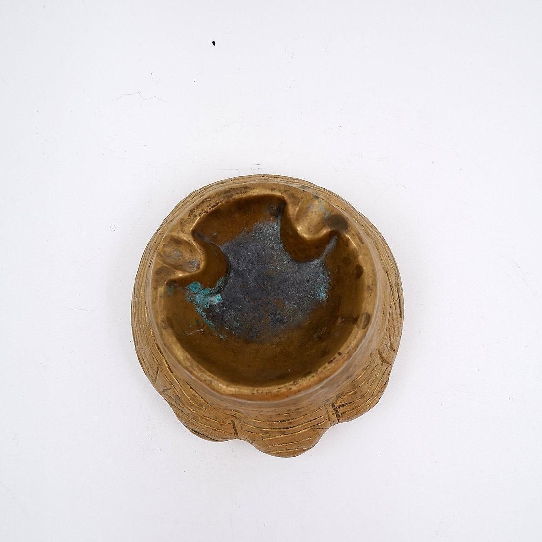 Gilded Bronze Elephant Foot Ashtray In Style Of Nucci Valsecchi, 1970s photo 346.0