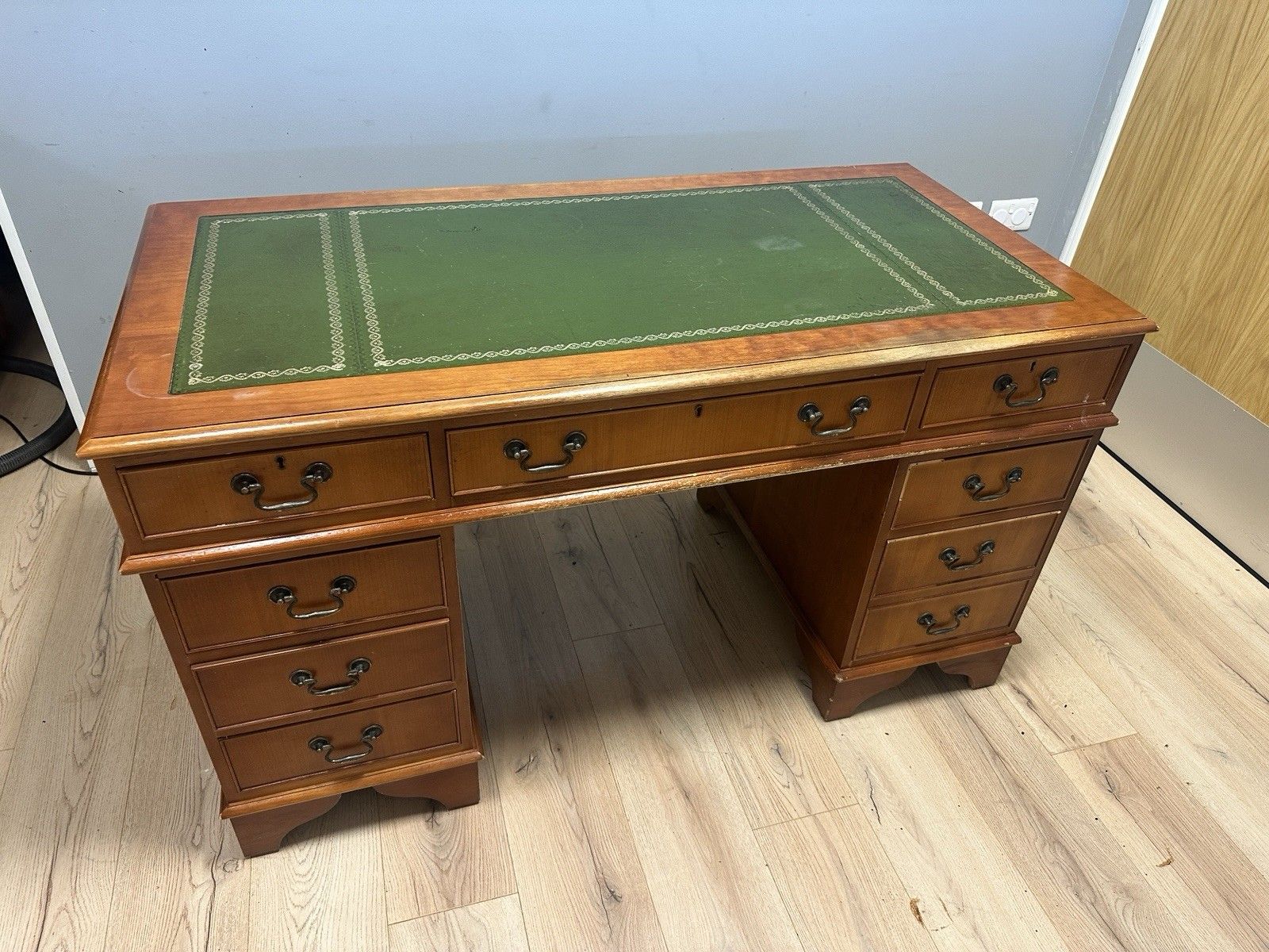 Antique Style Captains Bankers Desk Green Leather Twin Pedestal Partners #69 photo for sale