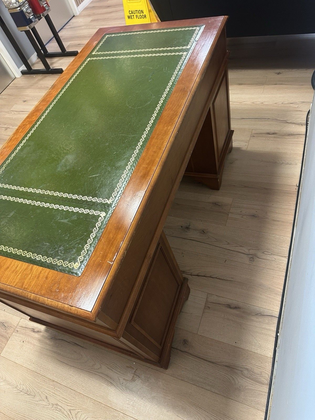 photo furniture Antique Style Captains Bankers Desk Green Leather Twin Pedestal Partners #69