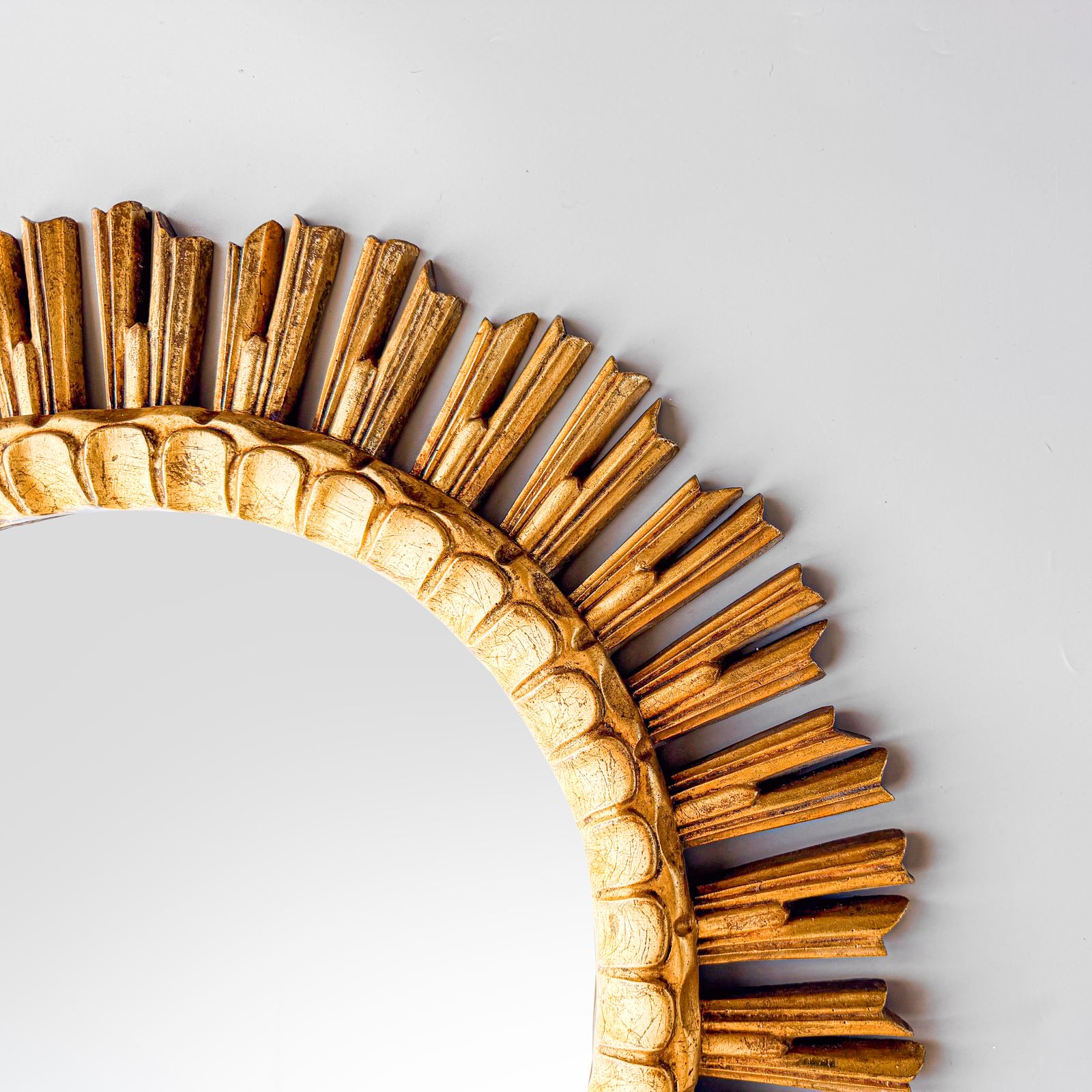 A Large Mid Century Sunburst Mirror, Gilt Resin, Belgium, 1970s. photo Home Decor
