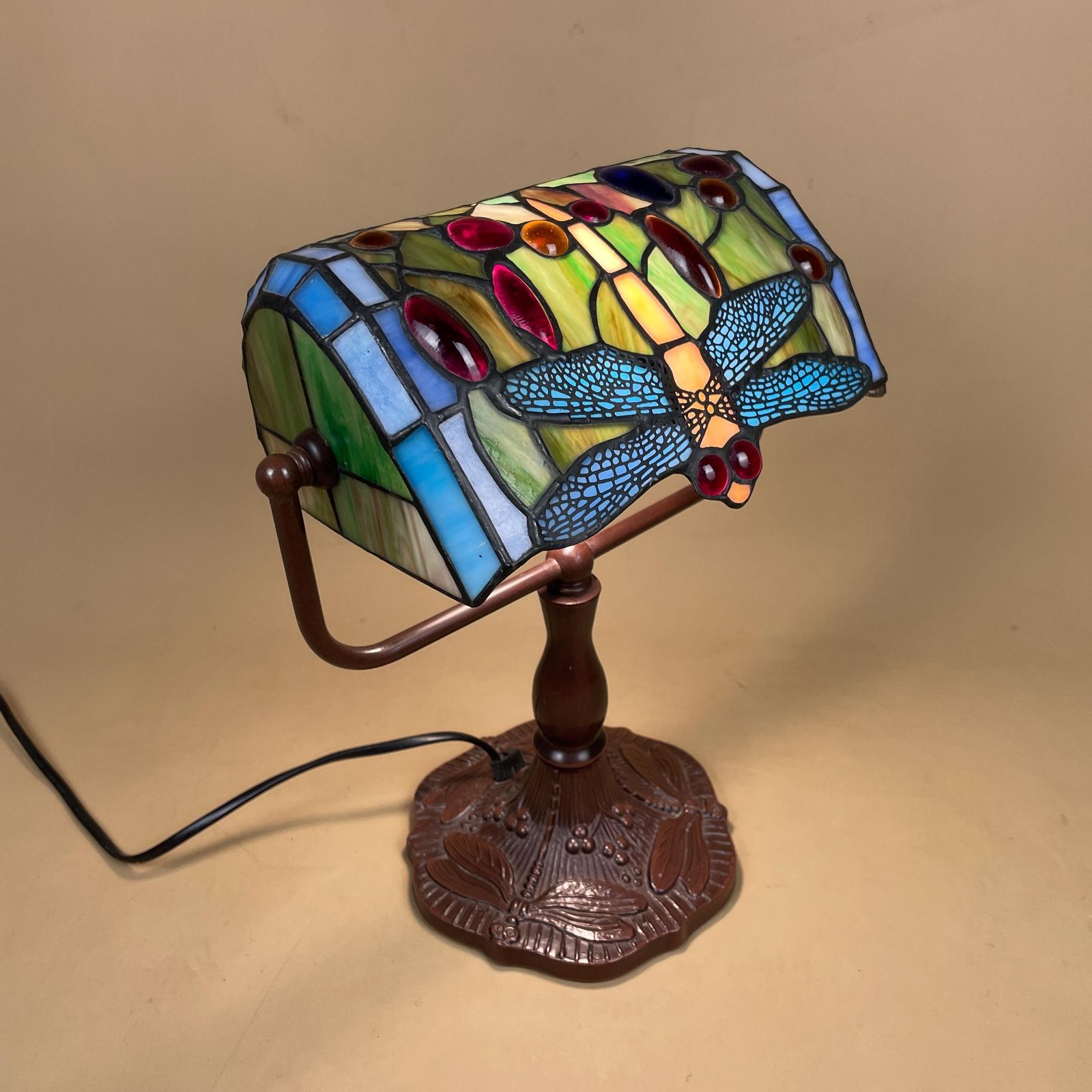 Tiffany Style Lamp Multicoloured Coloured Light Stain Glass Stained Patterned Dragonfly Brown Metal Base Antique Vintage Pattern Banker