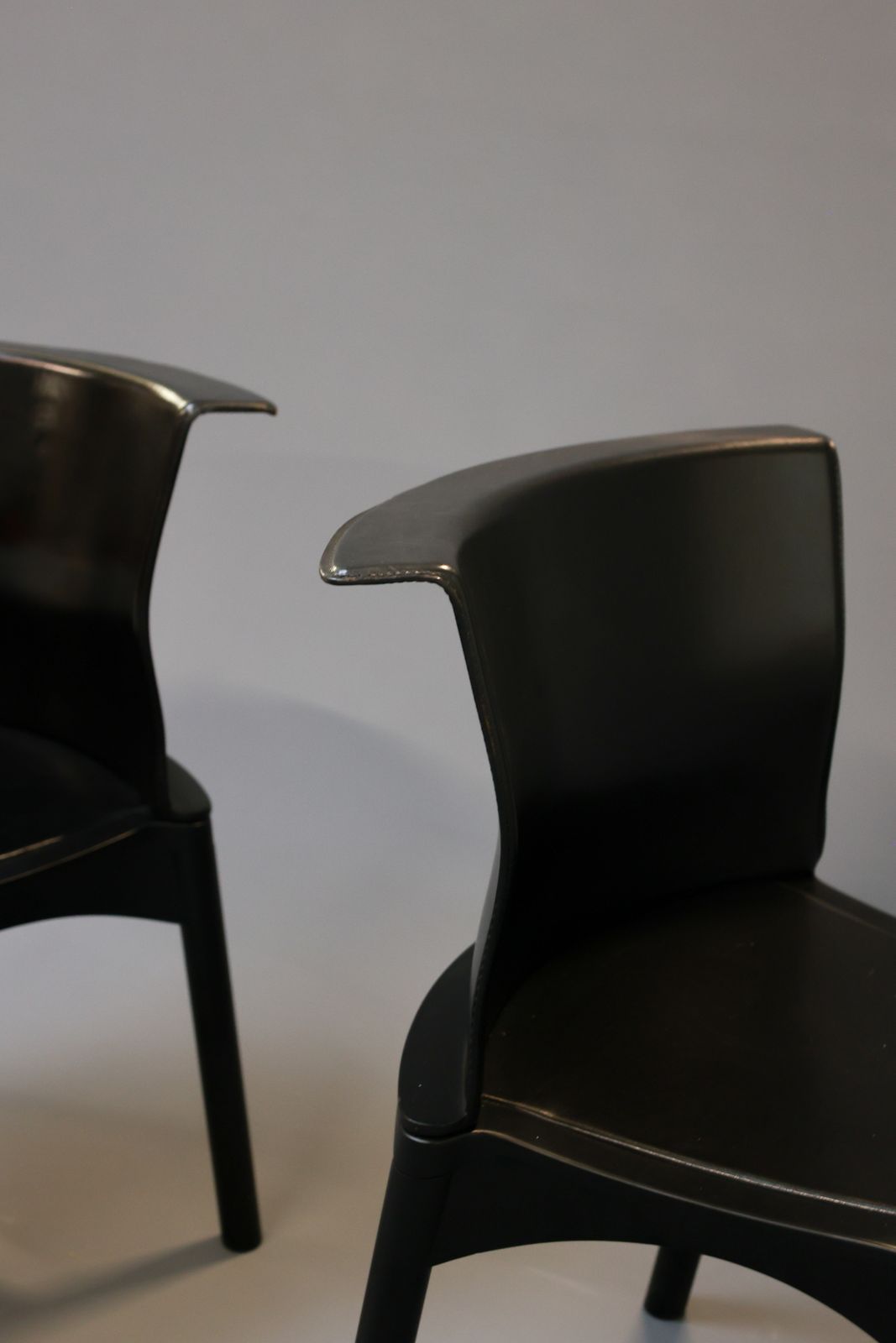Francesco Binfaré voor Cassina eetkamerstoelen photo buy