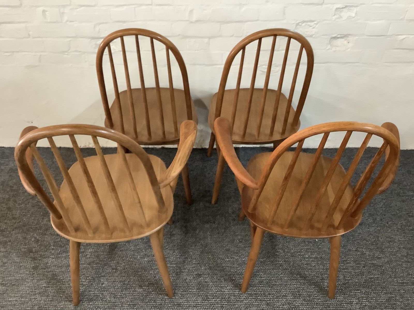 395.0 Set Of Ercol Style Quaker Back Dining Chairs. photo