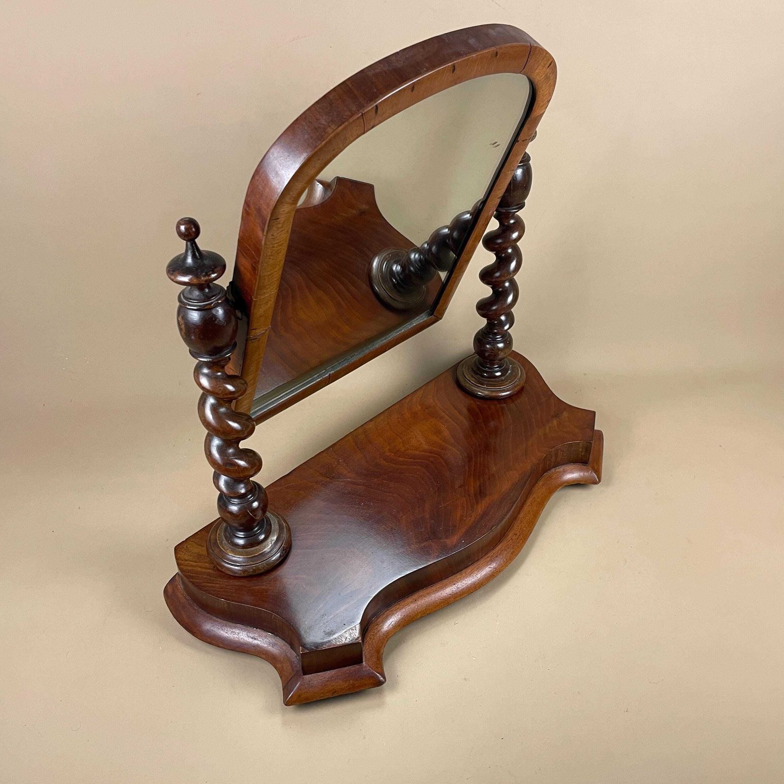 Antique Vanity Mirror Wood Barley Twist Tabletop Swivel Vintage Dressing Table Mirror Victorian Bedroom Dressing Room Decor photo 225.0