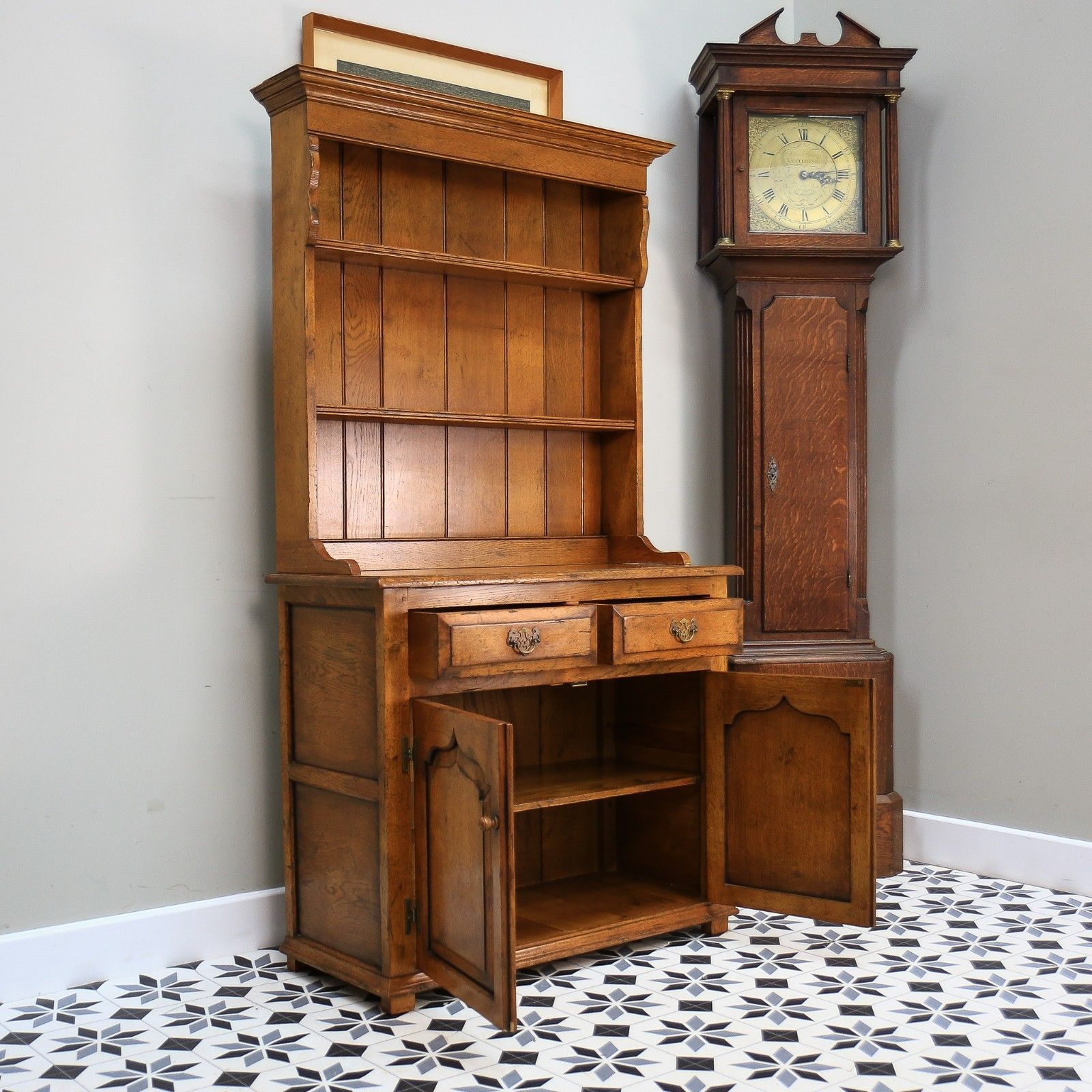 photo for sale Oak Welsh Dresser In A Titchmarsh And Goodwin Style.