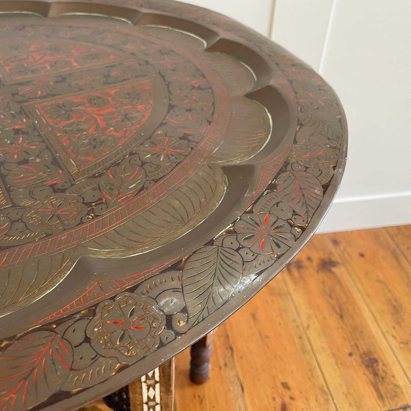 Indian Brass Tray Table Carved Wood Mother Of Pearl Inlay Folding Stand Vintage Boho Accent Side Table Handmade photo vinterior