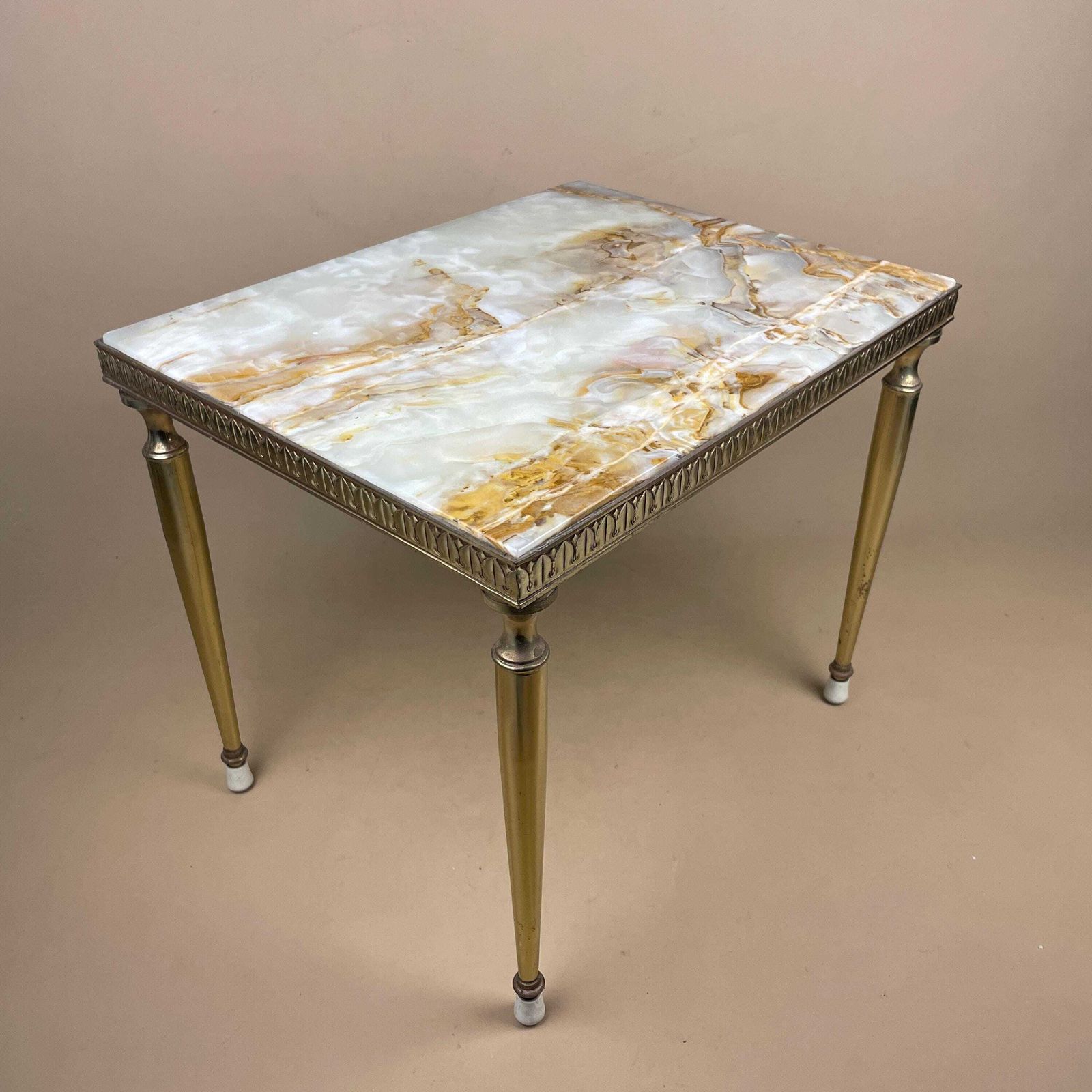 photo furniture Vintage Marble Brass Table Mid Century Ornate Italian Regency Rectangular Small Coffee Table Decorative Accent Natural Stone