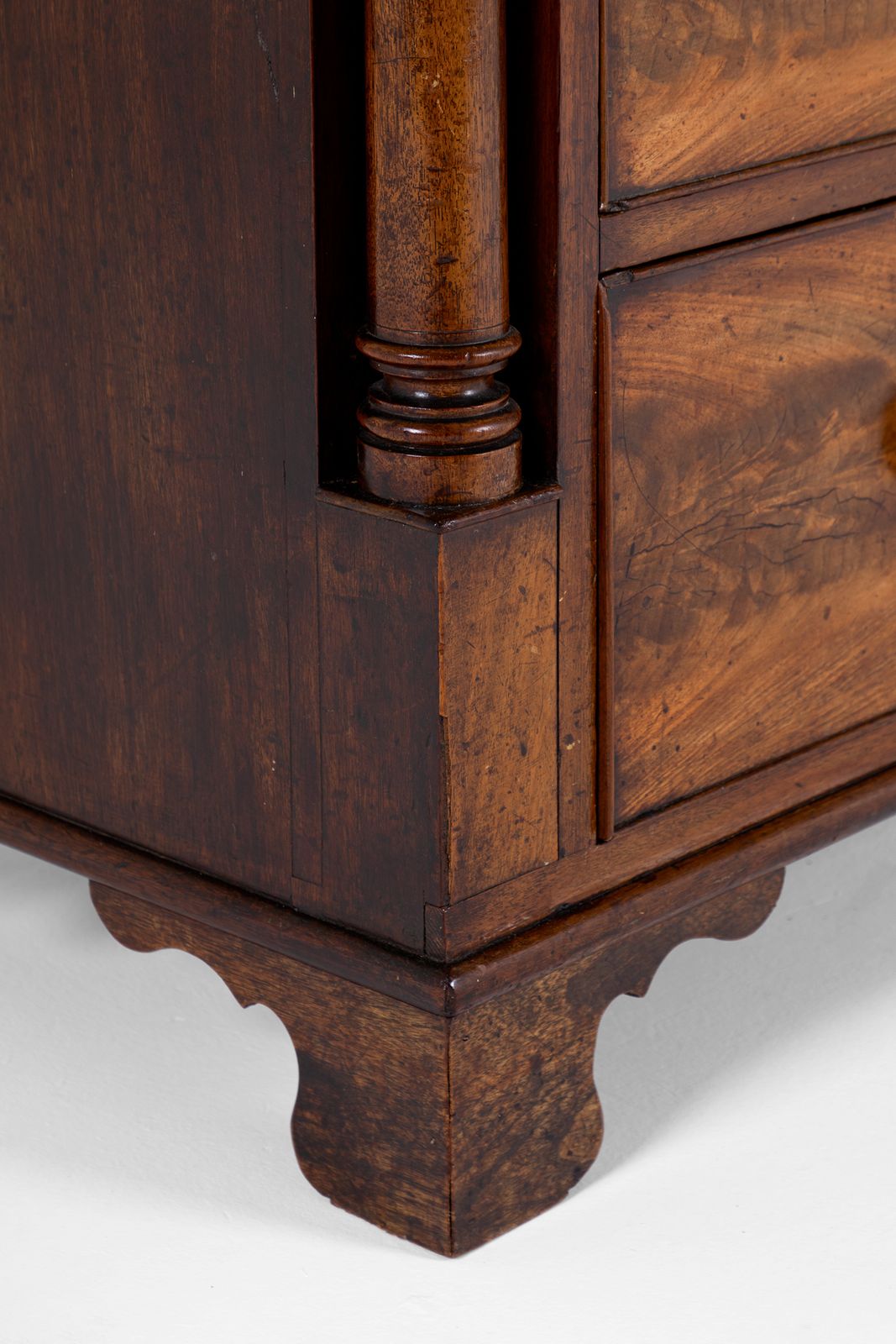 Victorian Flamed Mahogany Chest Of Drawers photo buy