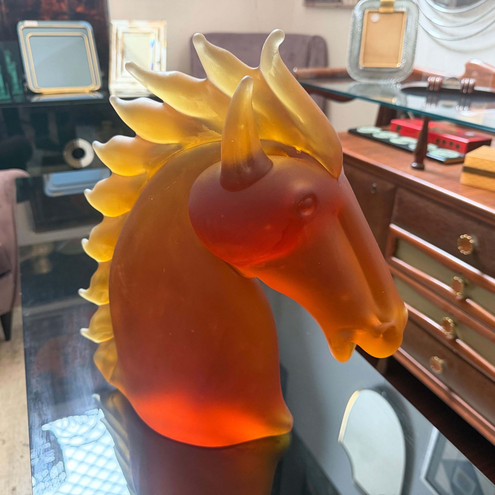 photo vinterior 1990s Modern Amber And Brown Heavy Murano Glass Sculpture Of An Horse Head