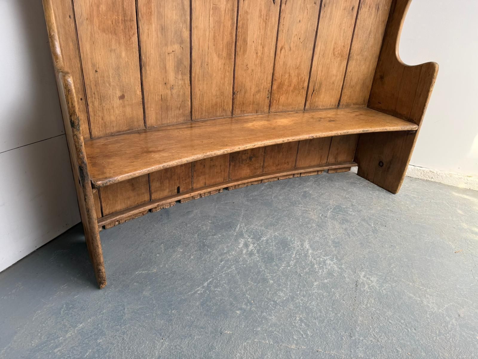 A Superb Original Early Victorian Pine Waxed Barrel 3 Seater Settle photo furniture