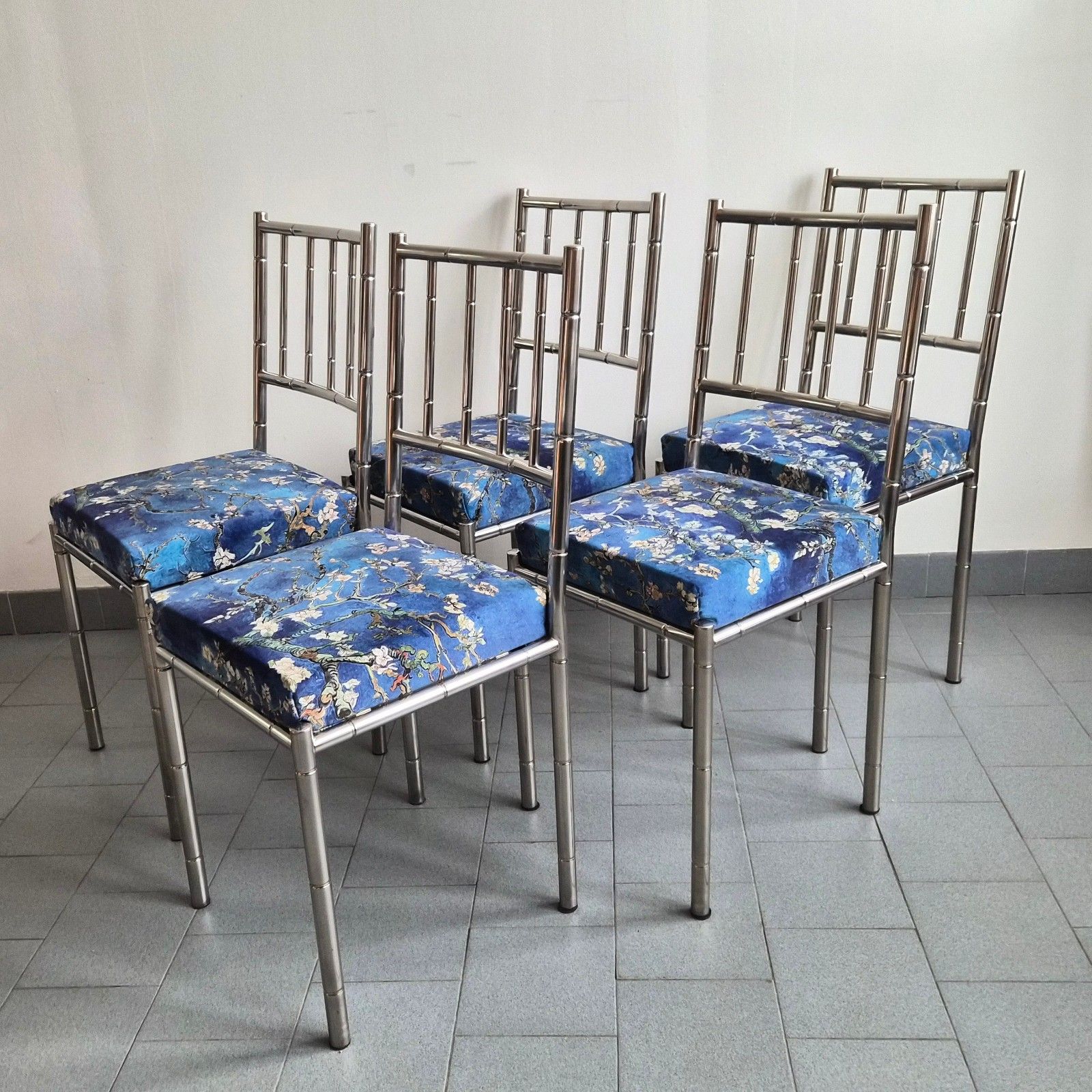 Vintage 1970 Aluminum Faux Bamboo & Fabric Almond Bloom Fabric 5 Chairs