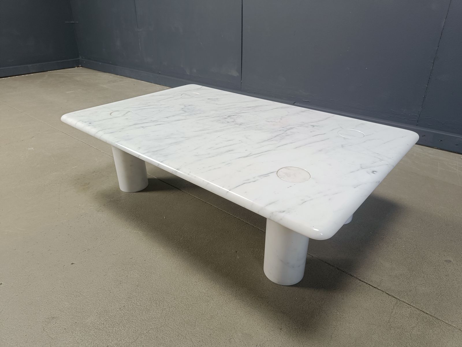 Angelo Mangiarotti Carrara Marble Coffee Table For Up&Up, Italy photo vintage