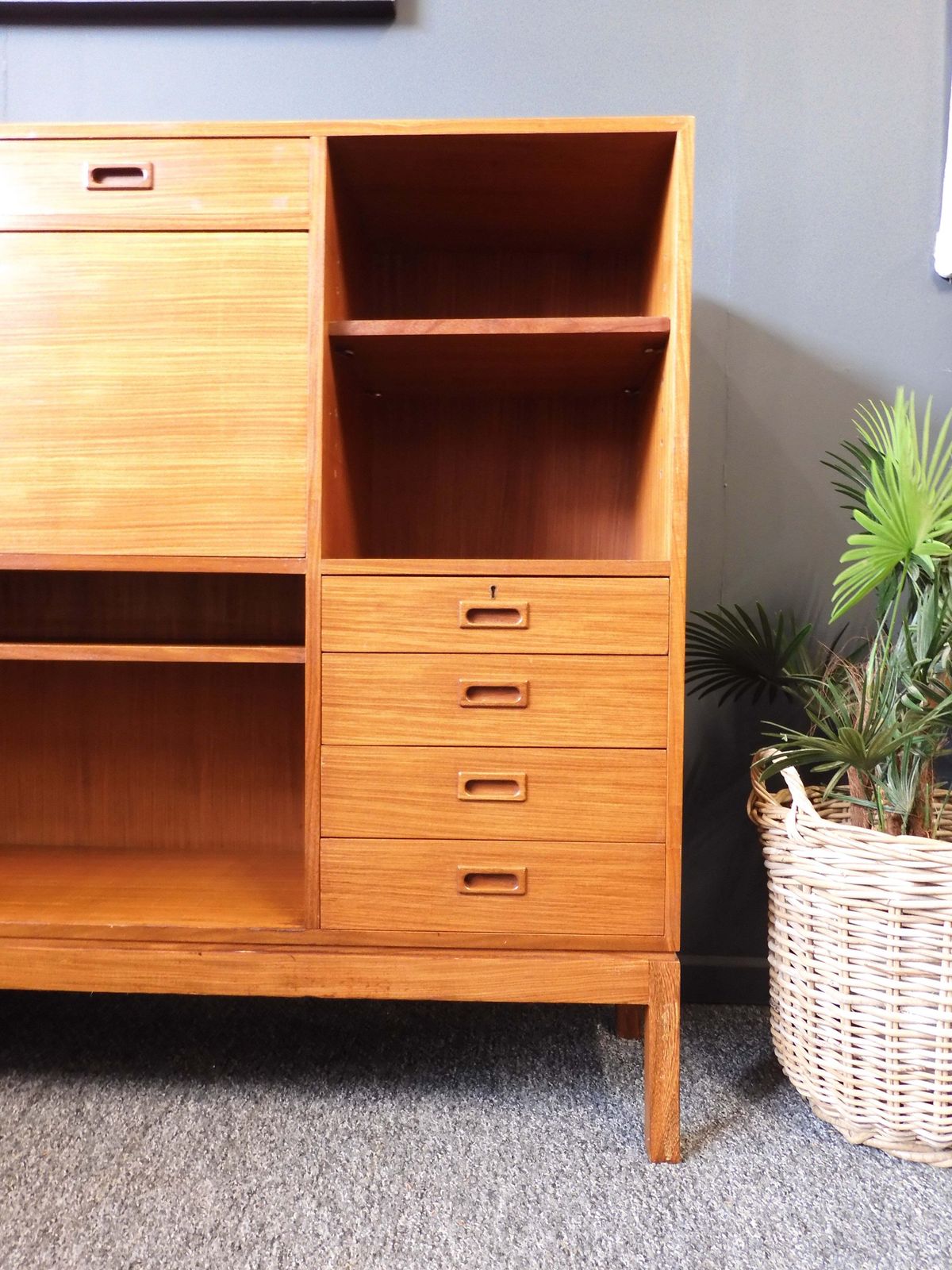 250.0 Mid Century Modern Sideboard Bureau In Teak – United Kingdom, 1960s photo