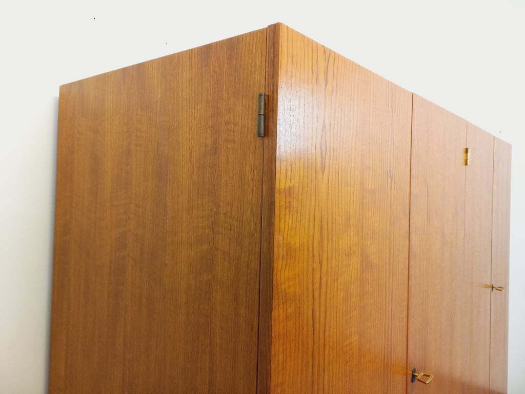 photo vinterior Modernist 1960s Wardrobe In Teak And Metal