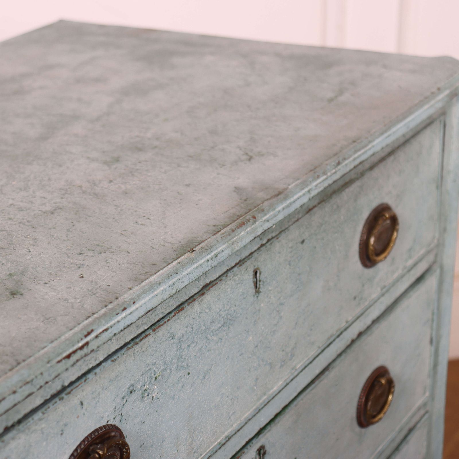 photo furniture Swedish Painted Commode, 1800s