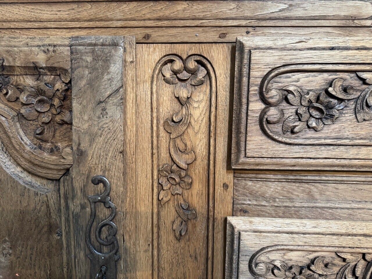 photo buy Attractive Early French Oak Enfilade