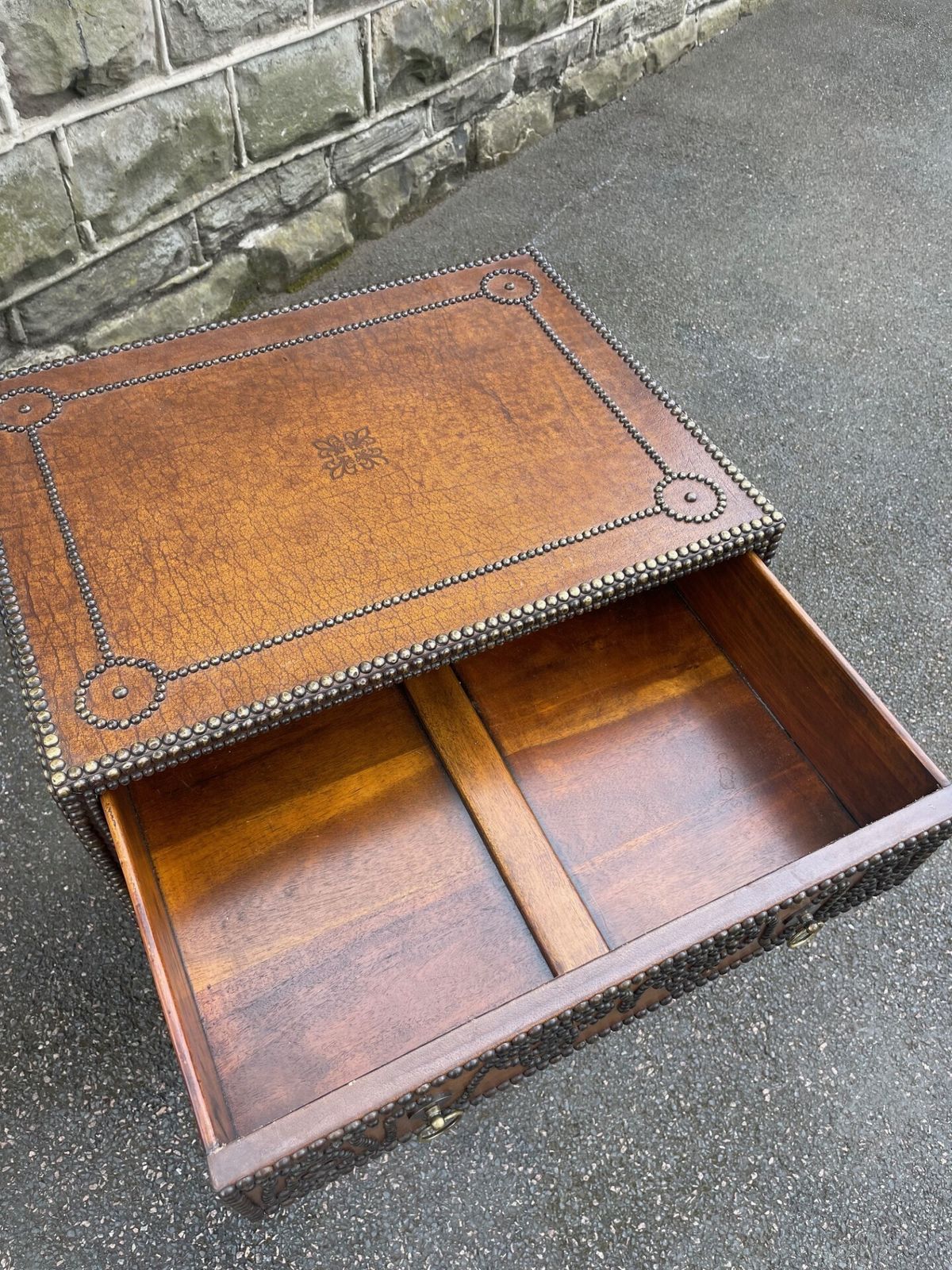 Quality Leather & Brass Studded Chest Of Drawers photo 595.0