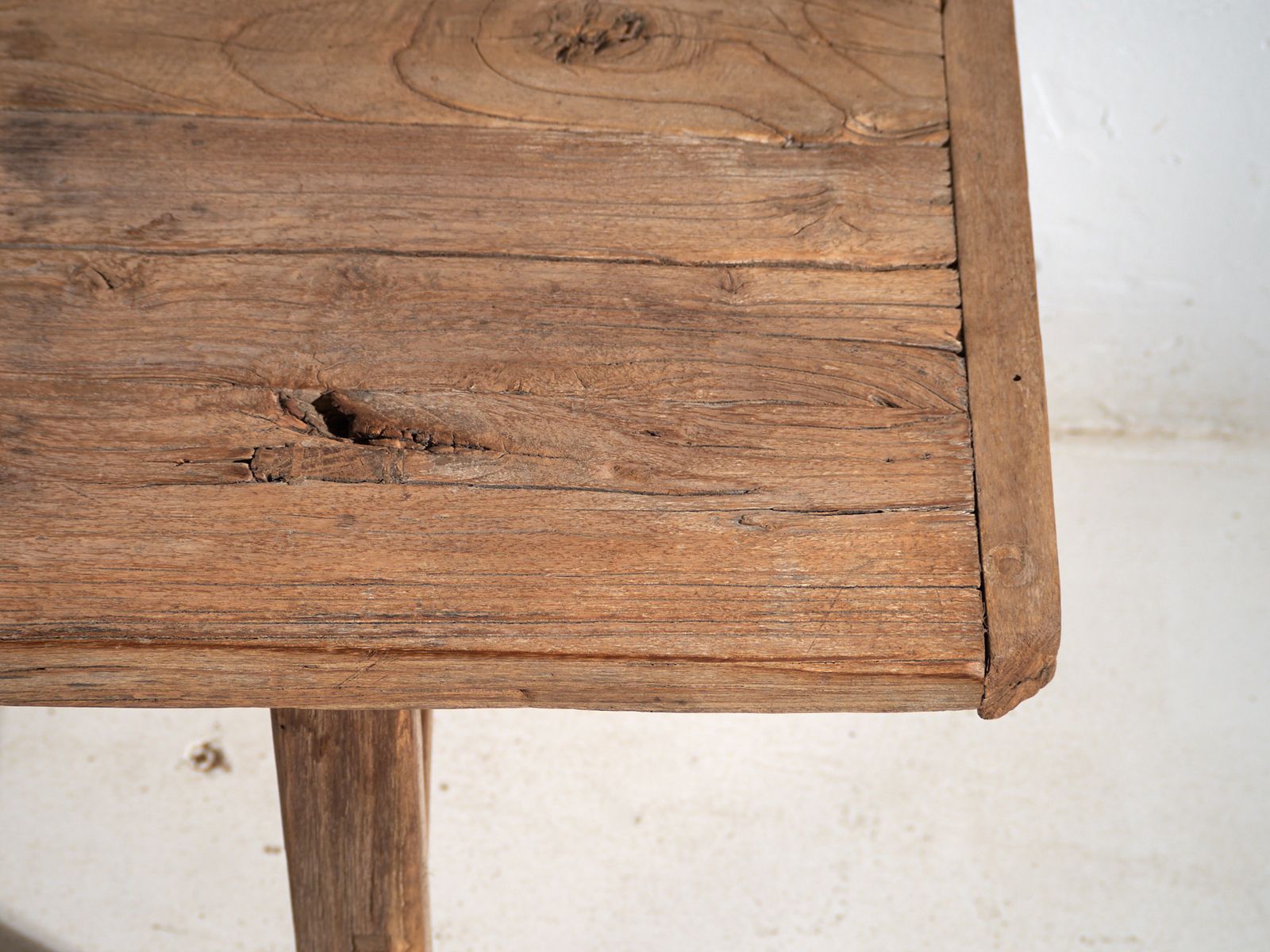photo furniture Antique Bench Table In Solid Wood – Shandong, Circa 1930