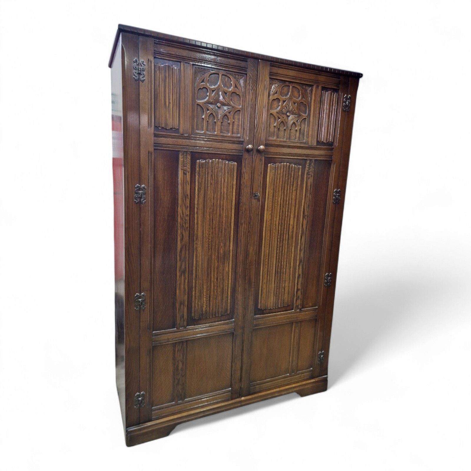 350.0 Large Oak Double Wardrobe Antique Carved Linenfold Panelled Wardrobe photo