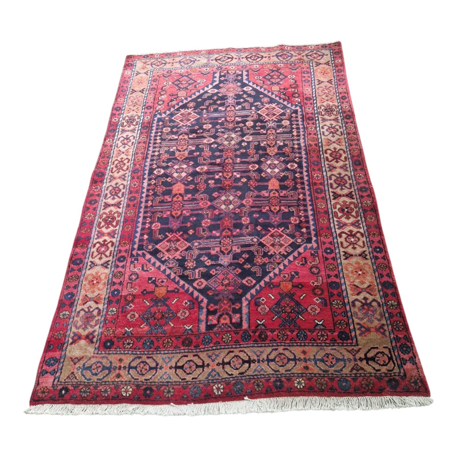 photo vintage Antique Traditional Rug Red Pink Blue Geometric Carpet Thick Pile Decorative