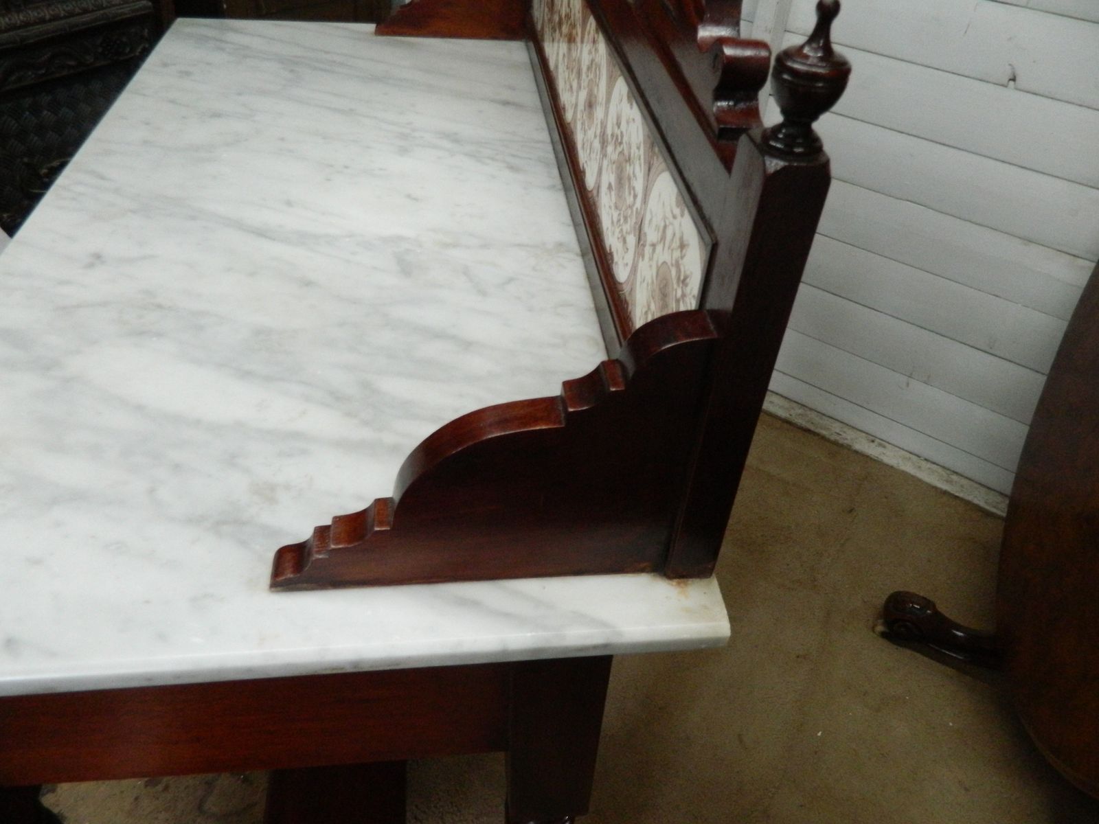 photo vintage Victorian Marble Wash Stand With Tiled Back Mirror & 2 Drawers Mahogany