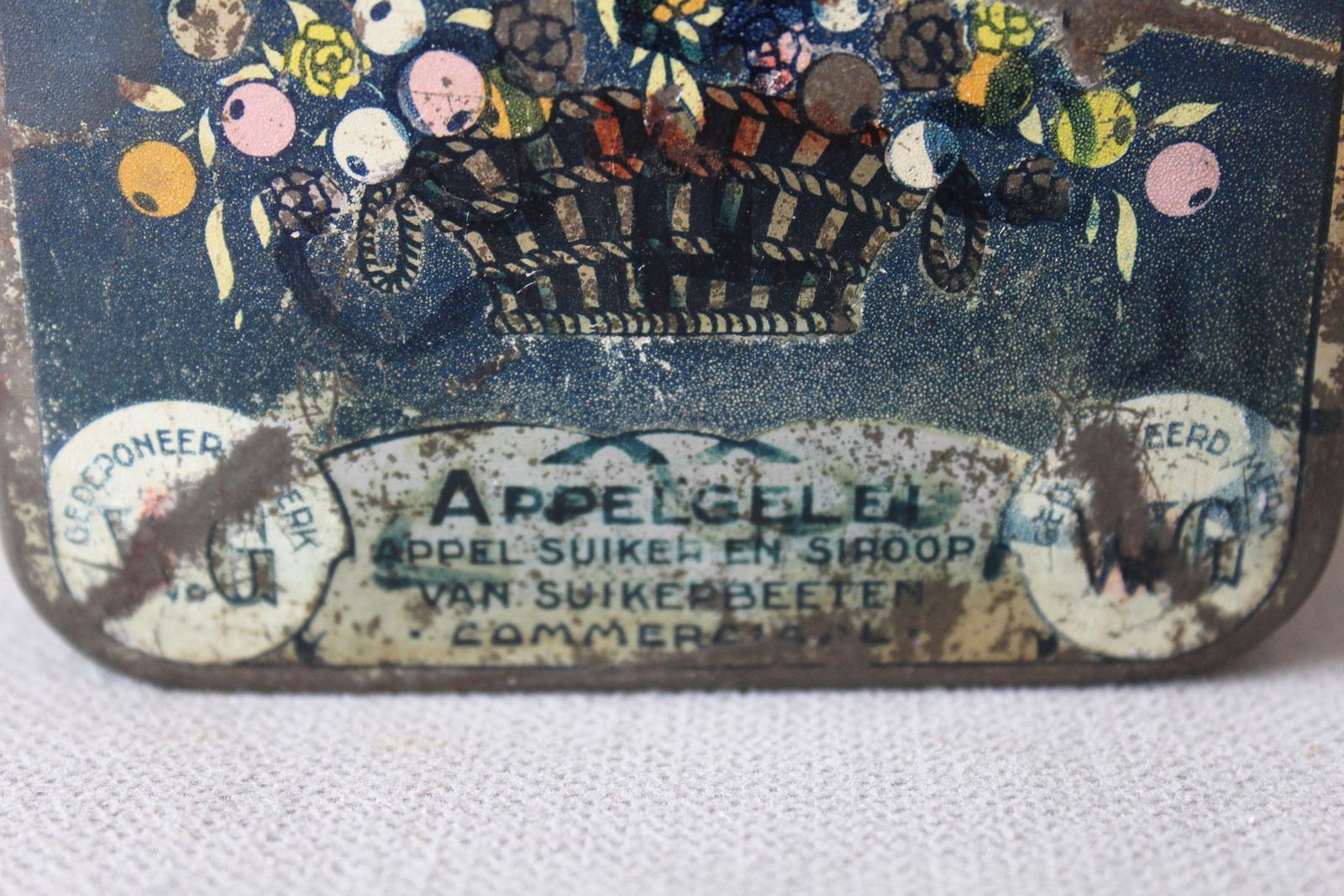 84.0 Rare Antique 1900s Apple Syrup Tin Wg, Art Nouveau Japanese Aesthectic Fashion Dresses, Tin Metal Box, Belgium French Dutch, Square photo