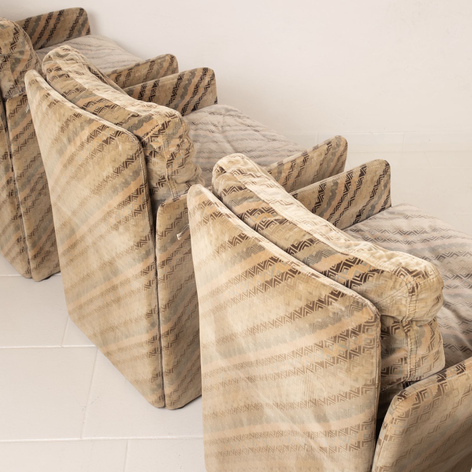 photo vintage Set Of 4 Salpol Armchairs By Angelo Mazzola In Collaboration With Missoni